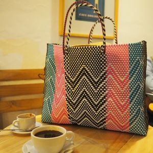 Meet your Posher, Monica